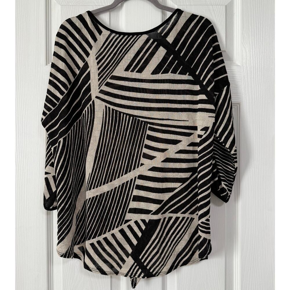 Frank Lyman Design Women's Knit Black Cream Tie Front Top Size 16 - Picture 10 of 10